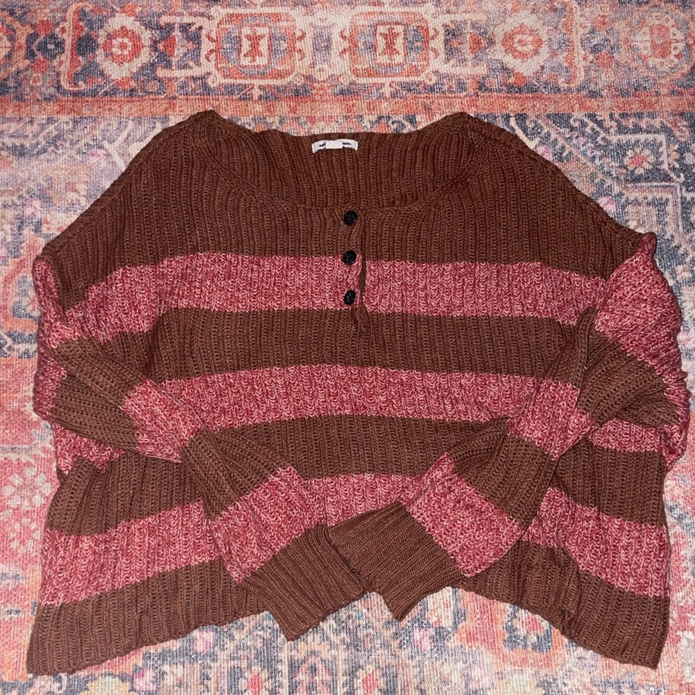 American Eagle Cropped Sweater
